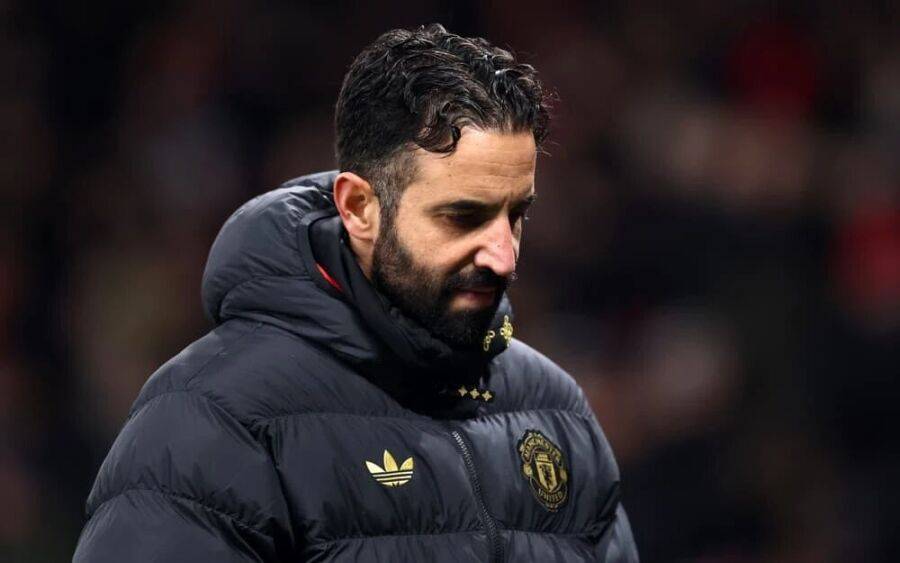 曼联主帅阿莫林下课，完全不冤